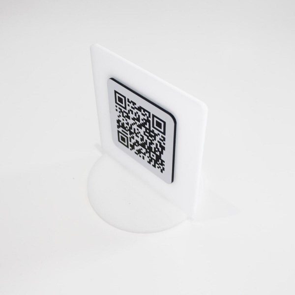 Totem QR metacrilato - Imagen 3