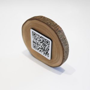 Placa QR madera redonda olivo natural